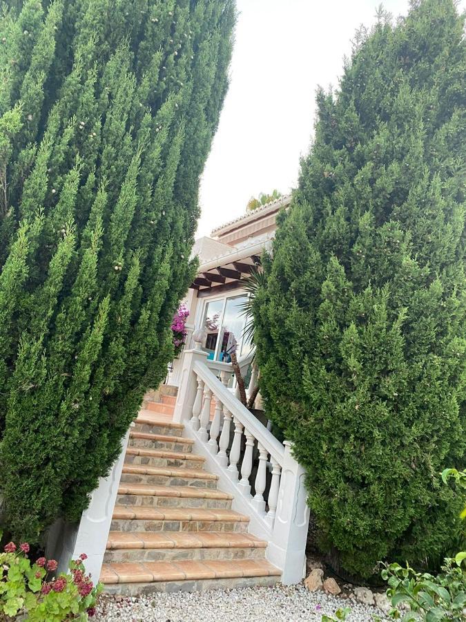 The Best Holiday Villa กัลเป ภายนอก รูปภาพ
